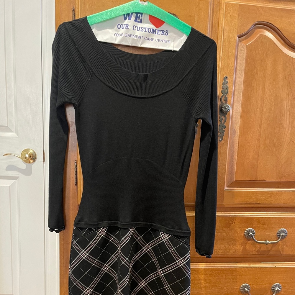 White House black market women’s dress.